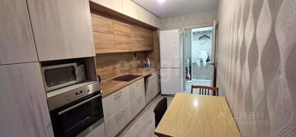 2-к кв. Тюменская область, Тюмень ул. Газопромысловая, 1к1 (60.0 м) - Фото 2