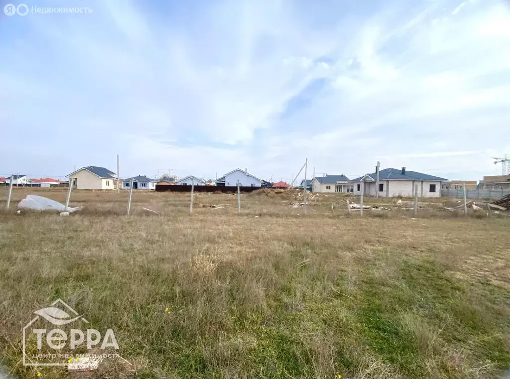 Участок в Уютное, Симферопольская улица (6.5 м) - Фото 2