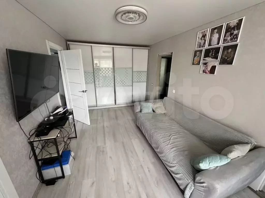 3-к. квартира, 42 м, 4/5 эт. - Фото 0