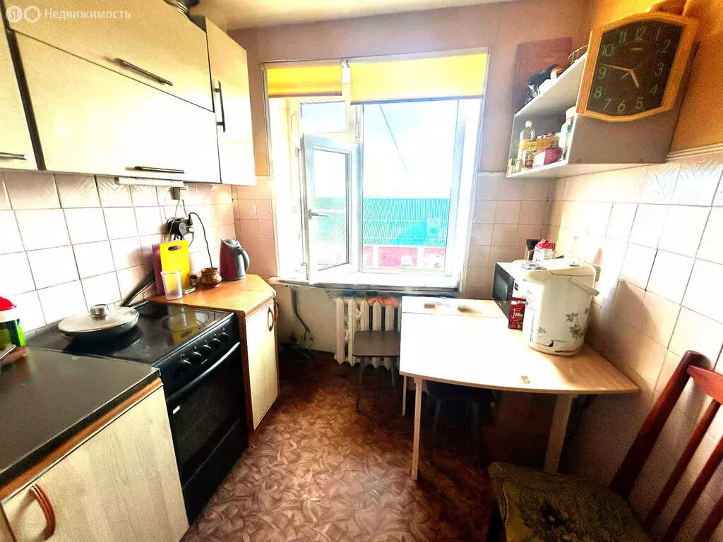 3-комнатная квартира: Петропавловск-Камчатский, улица Попова, 37 (60.7 ... - Фото 1