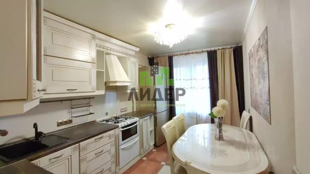 3-к кв. Башкортостан, Нефтекамск Комсомольский просп., 43А (71.0 м) - Фото 1