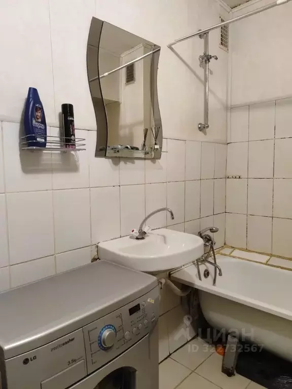 Комната Санкт-Петербург ул. Димитрова, 3К4 (27.0 м) - Фото 2