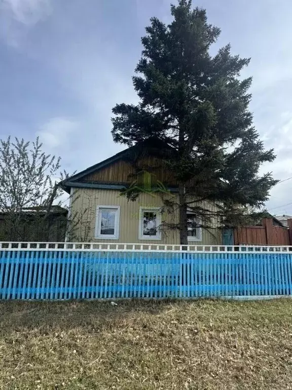 Дом в Бурятия, Иволгинский район, Иволгинское с/пос, с. Иволгинск ул. ... - Фото 1