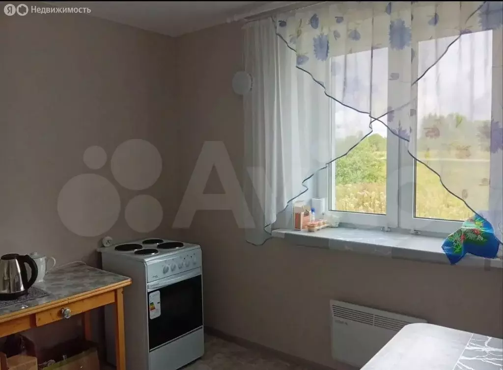 4-комнатная квартира: Кириллов, улица Ленина, 158Д (76.3 м) - Фото 1