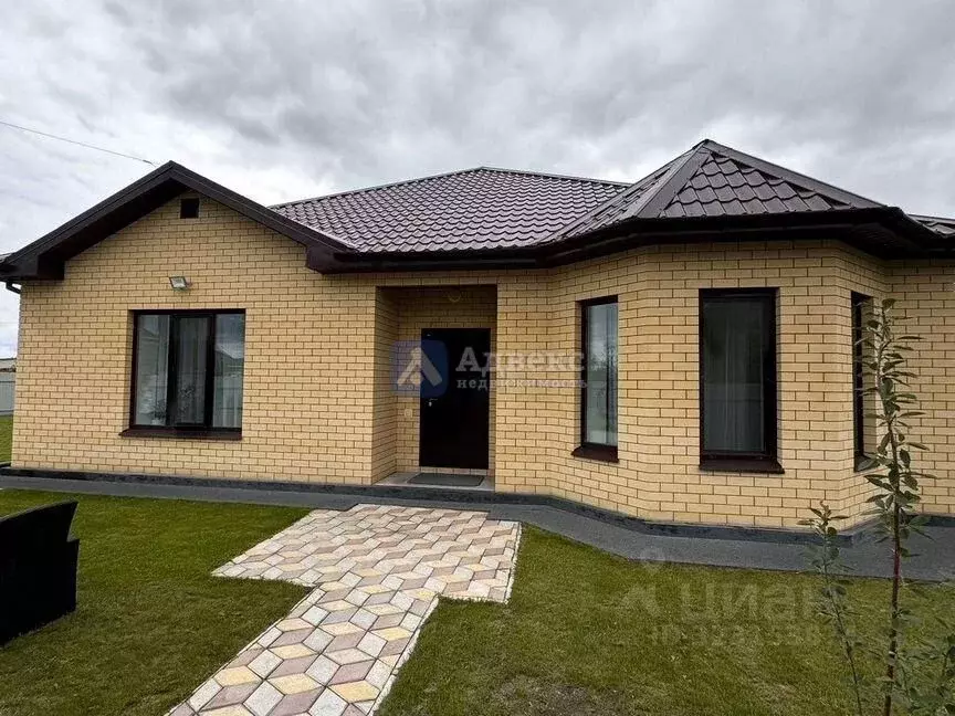 Дом в Тюменская область, Тюмень Казарово мкр, ул. Булата Сулейманова ... - Фото 1