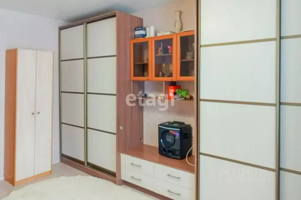 3-к кв. Иркутская область, Ангарск 74-й кв-л, 2 (77.6 м) - Фото 0