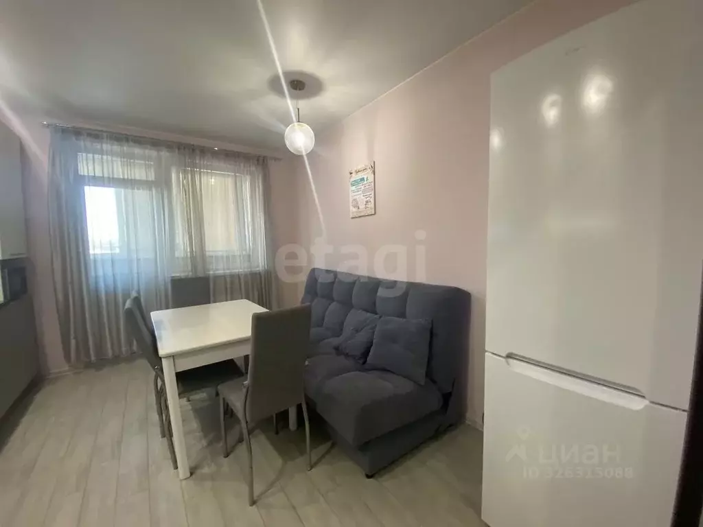 2-к кв. Тюменская область, Тюмень Таврическая ул., 9к3 (67.0 м) - Фото 2