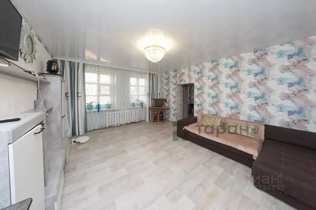 2-к кв. Челябинская область, Челябинск Славянская ул., 13 (68.8 м) - Фото 0