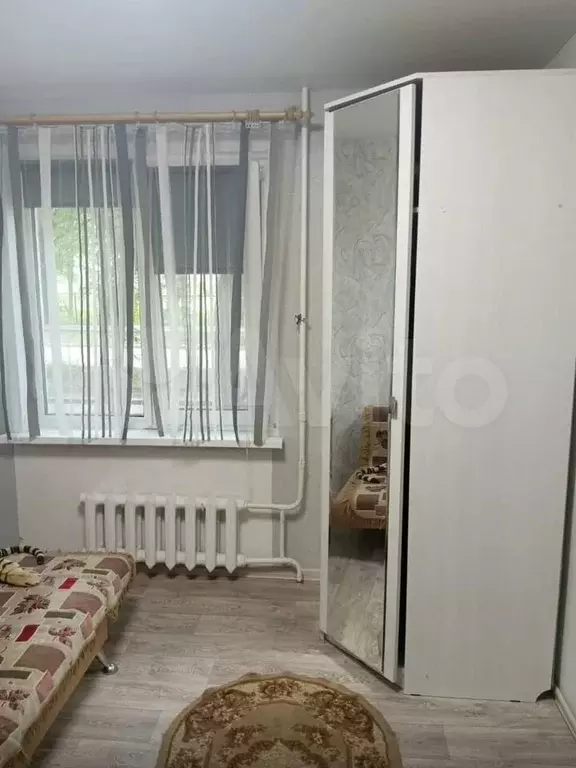 Комната 9,5 м в 3-к., 1/9 эт. - Фото 1