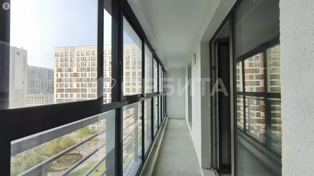 2-комнатная квартира: Тюмень, улица 50 лет Октября, 57Ак1 (72 м) - Фото 1