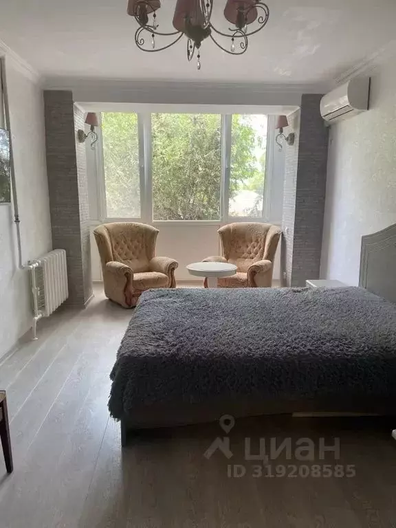3-к кв. Крым, Евпатория ул. Дмитрия Ульянова, 3 (70.0 м) - Фото 0