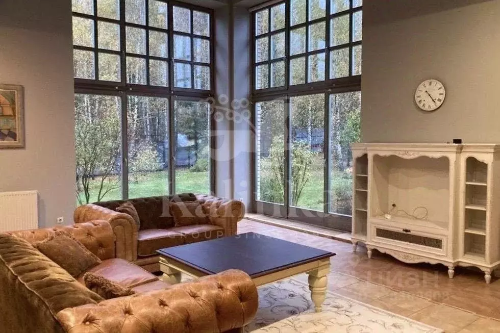 Дом в Москва д. Варварино, ул. Садовая, 27с1 (307 м) - Фото 2