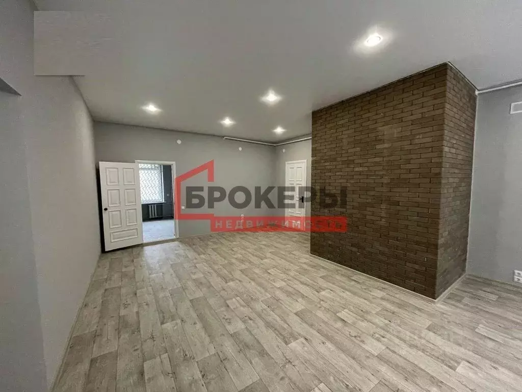 Помещение свободного назначения в Севастополь ул. Ленина, 47 (62 м) - Фото 2