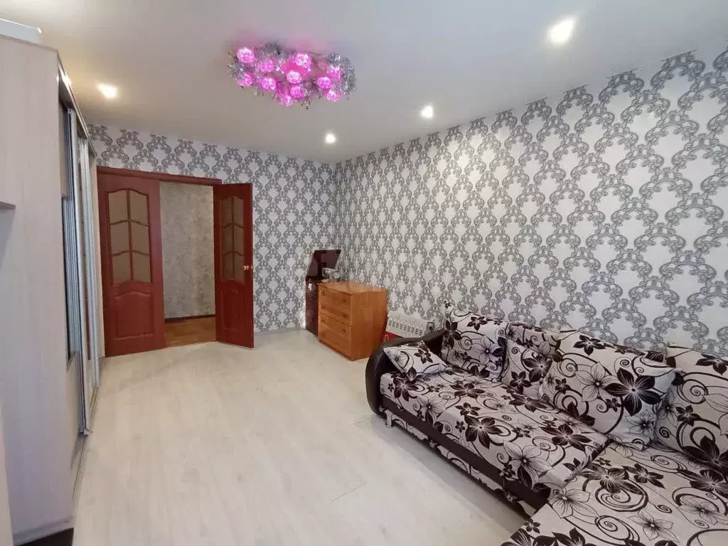 3-к кв. Владимирская область, Ковров ул. Лизы Чайкиной, 102 (63.3 м) - Фото 2