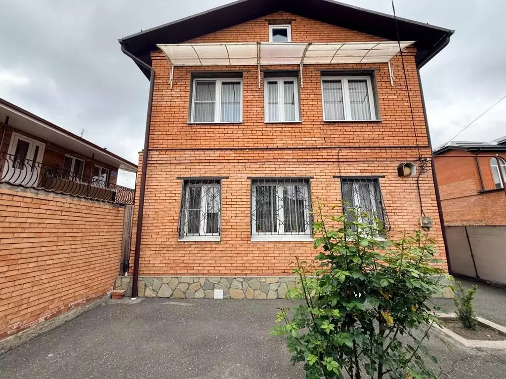 Дом в Северная Осетия, Владикавказ ул. Гудованцева, 38А (132 м) - Фото 1