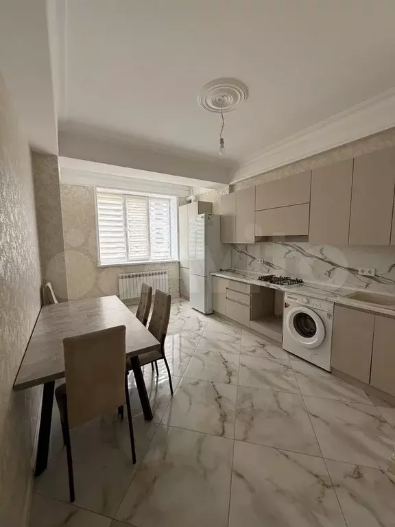 2-к. квартира, 75 м, 3/10 эт. - Фото 0