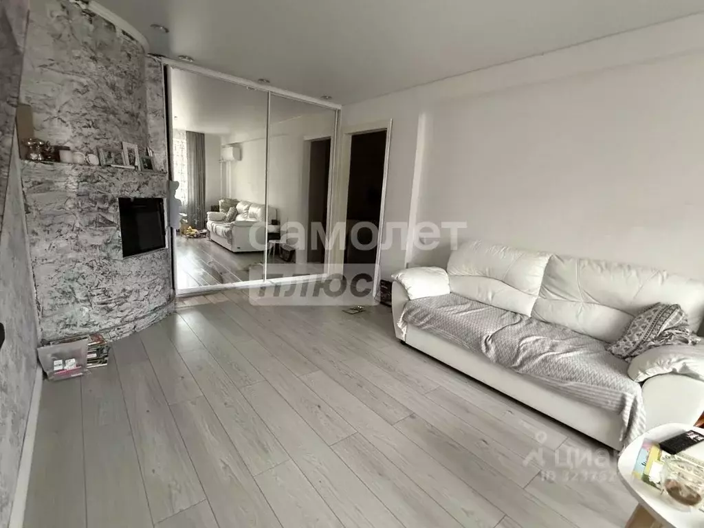 2-к кв. Липецкая область, Липецк ул. Хренникова, 1 (59.0 м) - Фото 1