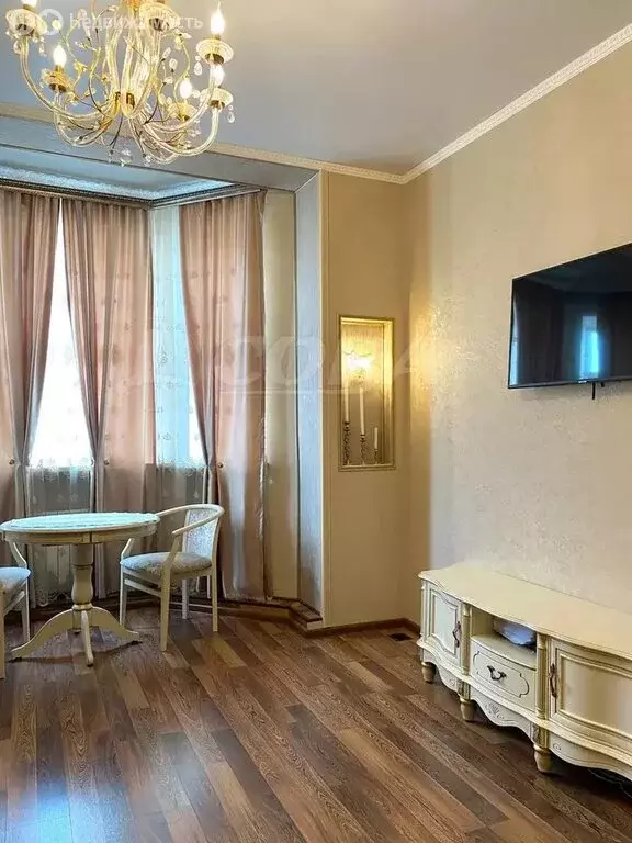 2-комнатная квартира: Курган, улица Ленина, 22 (55.5 м) - Фото 2