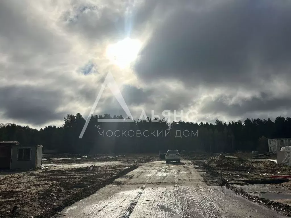 Участок в Калужская область, Калуга городской округ, д. Мстихино  ... - Фото 0