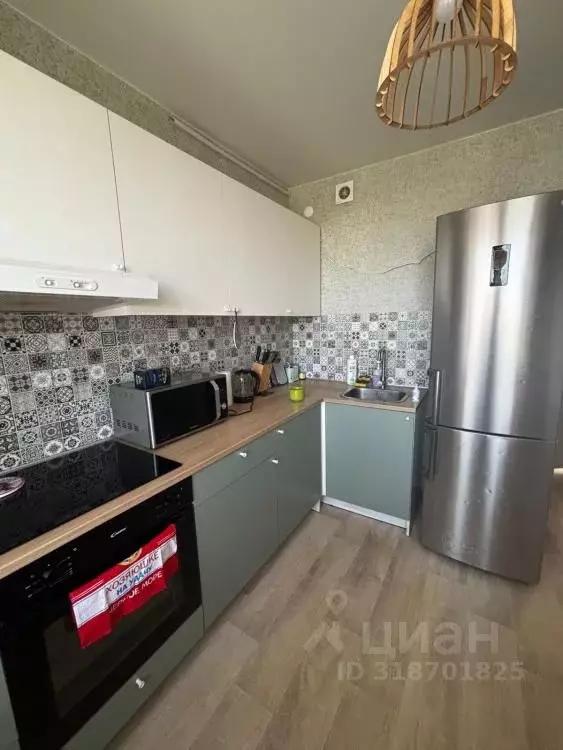 2-к кв. Омская область, Омск ул. Б.Г. Шаронова, 23 (60.0 м) - Фото 1