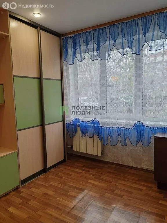 1-комнатная квартира: Красноярск, микрорайон Зелёная Роща, ... - Фото 0