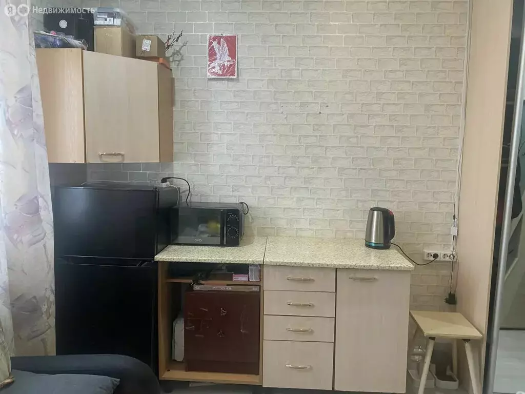 Квартира-студия: Арамиль, Октябрьская улица, 133 (14.5 м) - Фото 1