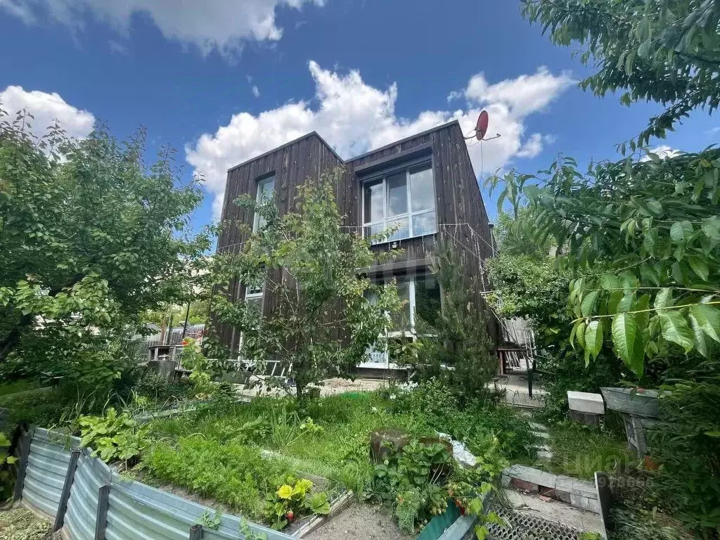 Дом в Саратовская область, Саратов ул. Имени П.И. Чайковского, 31 (142 ... - Фото 2