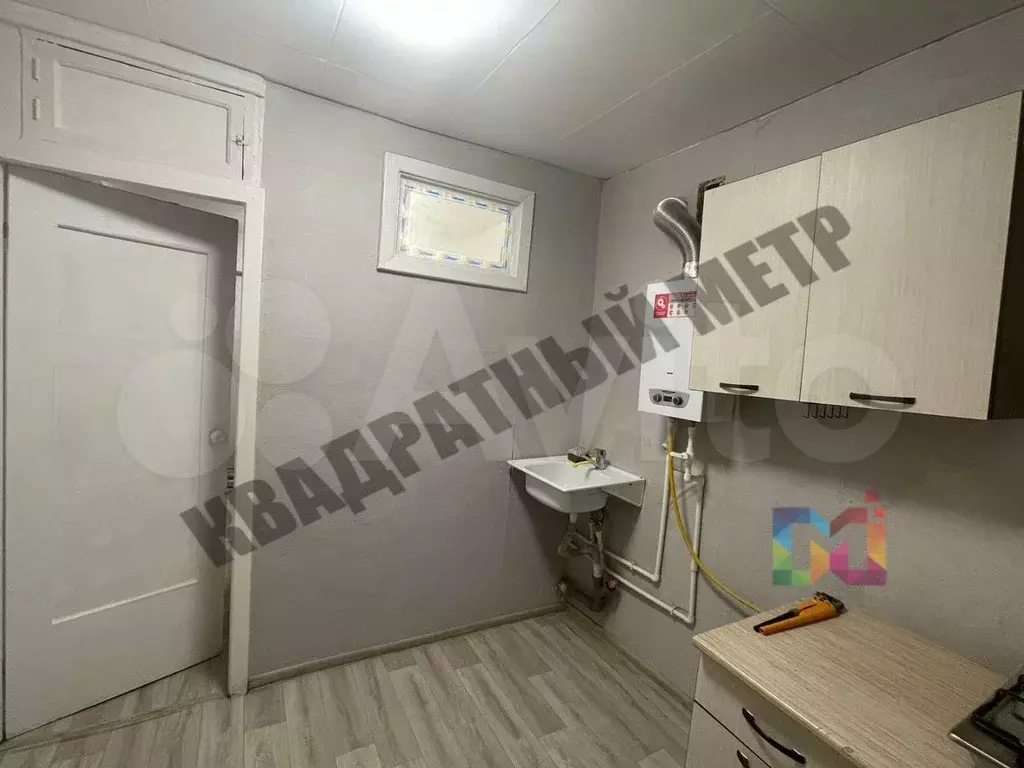 1-к. квартира, 30 м, 5/5 эт. - Фото 1