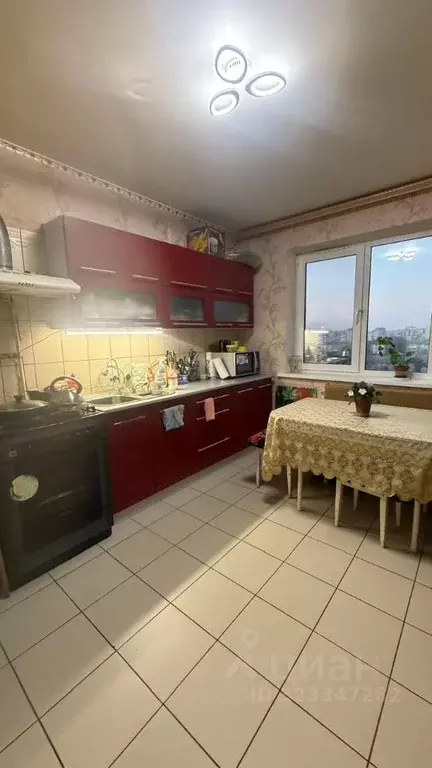 3-к кв. Омская область, Омск ул. Декабристов, 149 (62.9 м) - Фото 1