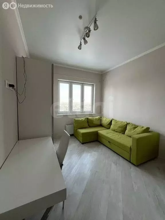 Квартира-студия: Нижний Новгород, улица Героя Жидкова, 6 (20 м) - Фото 1