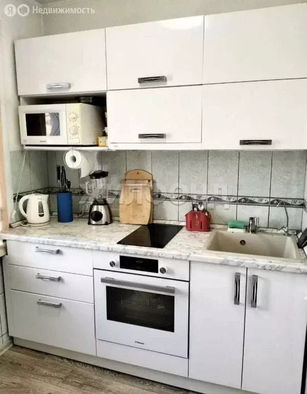 2-комнатная квартира: Кемерово, улица Сибиряков-Гвардейцев, 3 (45 м) - Фото 0