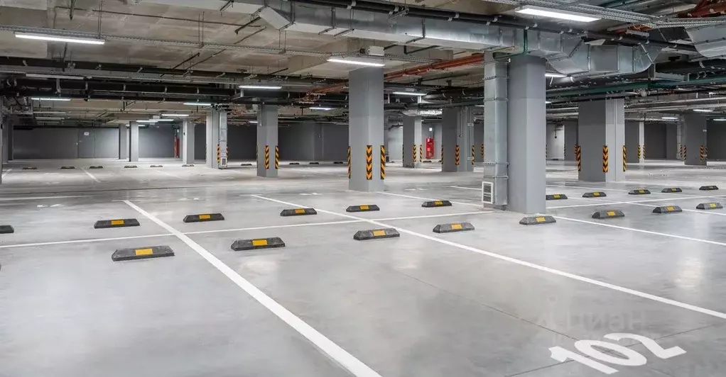 Гараж в Москва Старопетровский проезд, 8 (17 м) - Фото 1