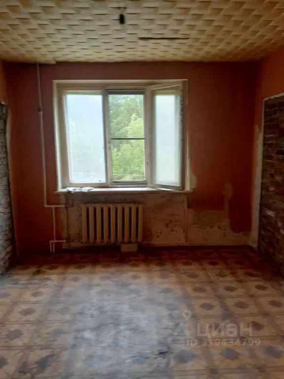 Комната Белгородская область, Старый Оскол ул. Калинина, 1/4к3 (13.0 ... - Фото 0