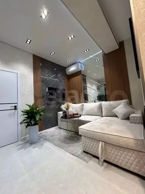 1-к. квартира, 40 м, 6/19 эт. - Фото 0