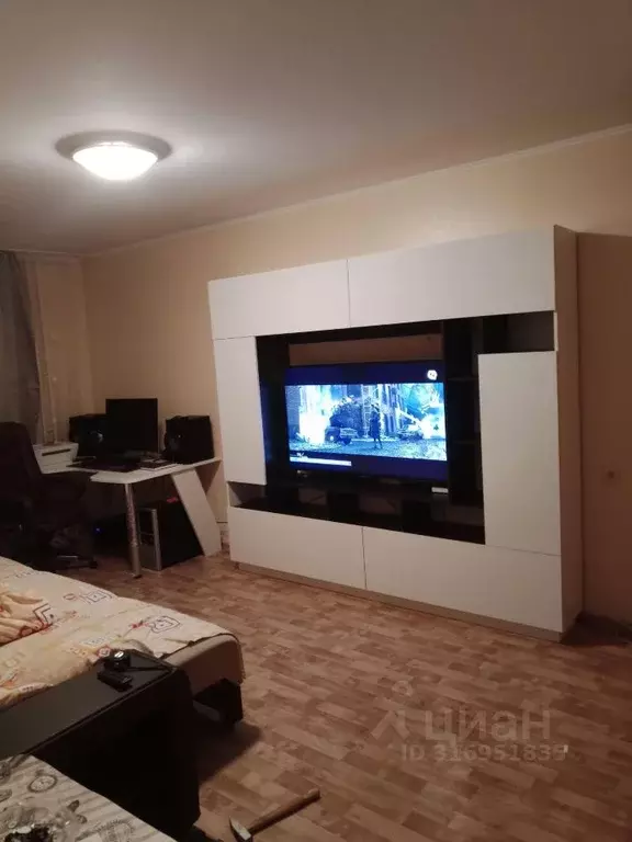 2-к кв. Краснодарский край, Краснодар проезд Репина, 28 (60.0 м) - Фото 0