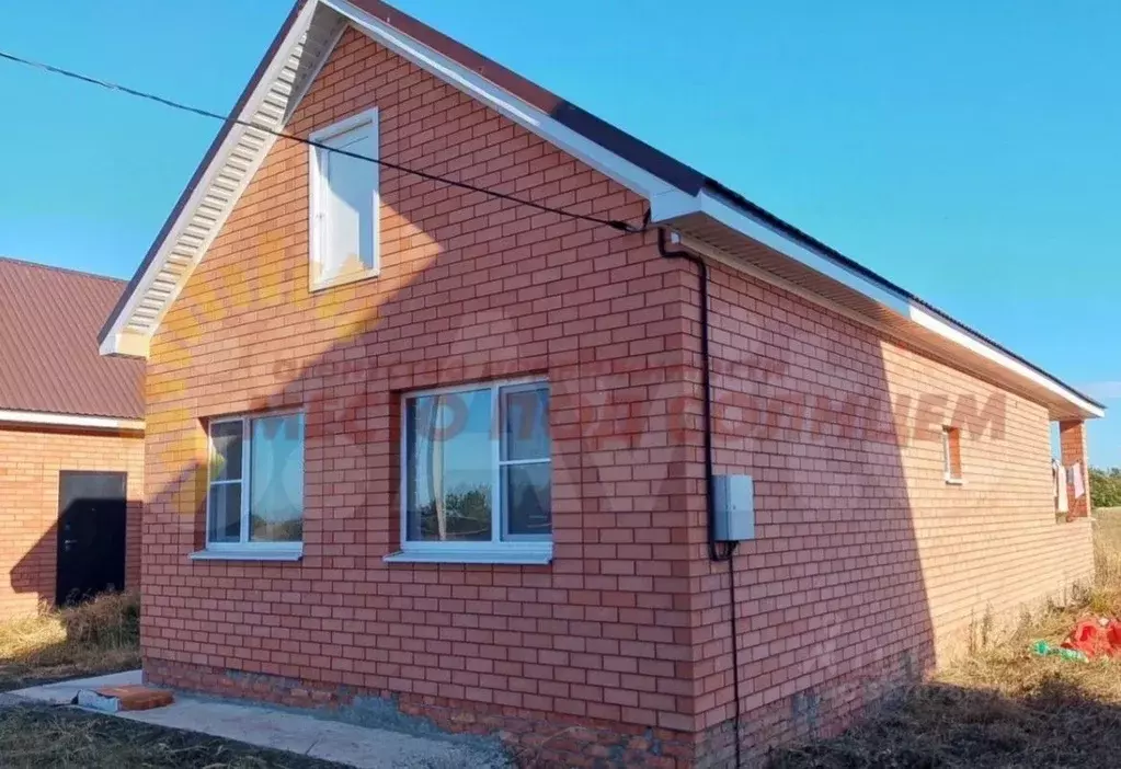 Дом в Краснодарский край, Ейский район, с. Кухаривка Цветочная ул. (85 ... - Фото 2