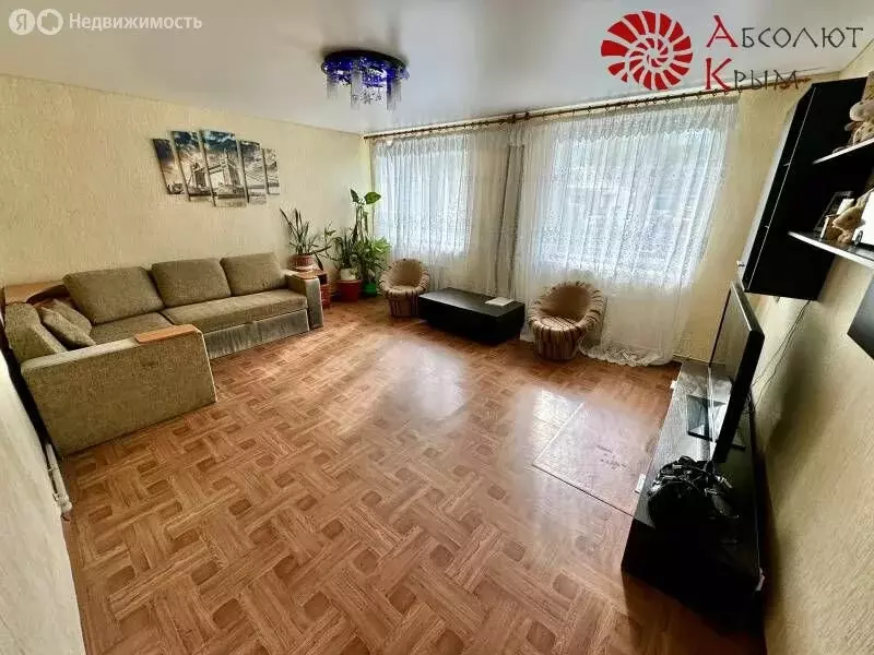 3-комнатная квартира: Феодосия, Симферопольское шоссе, 47 (79.5 м) - Фото 0
