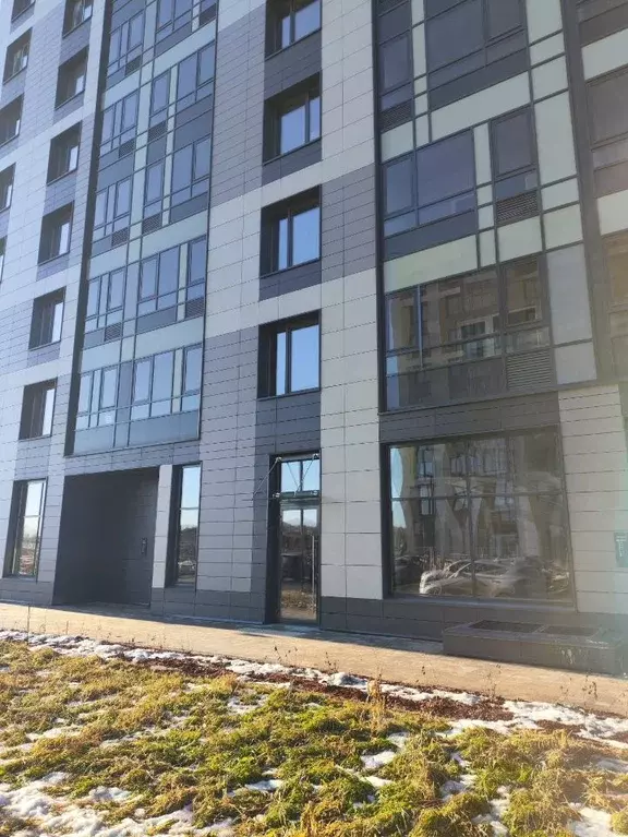 Помещение свободного назначения в Омская область, Омск ул. Александра ... - Фото 1