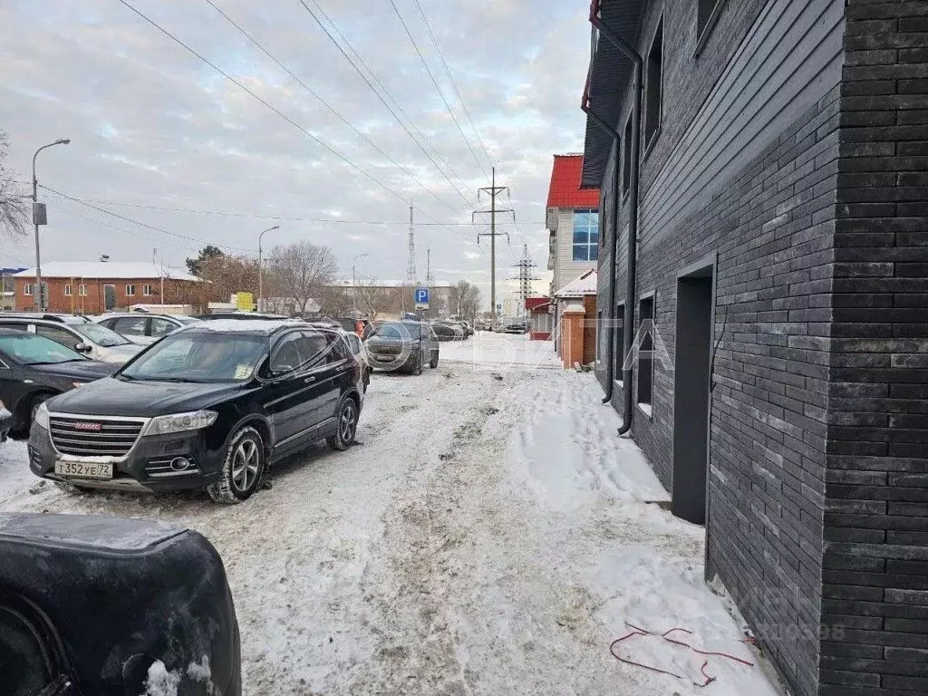 Помещение свободного назначения в Тюменская область, Тюмень ул. ... - Фото 1