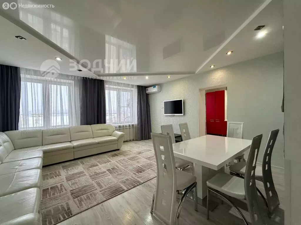 3-комнатная квартира: Чебоксары, улица Академика Алексея Николаевича ... - Фото 1