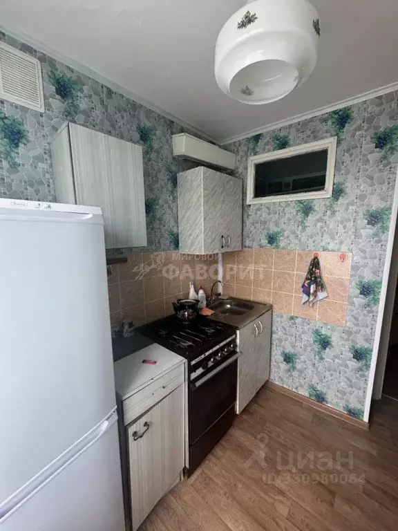 2-к кв. Оренбургская область, Орск Перегонная ул., 20А (47.5 м) - Фото 1