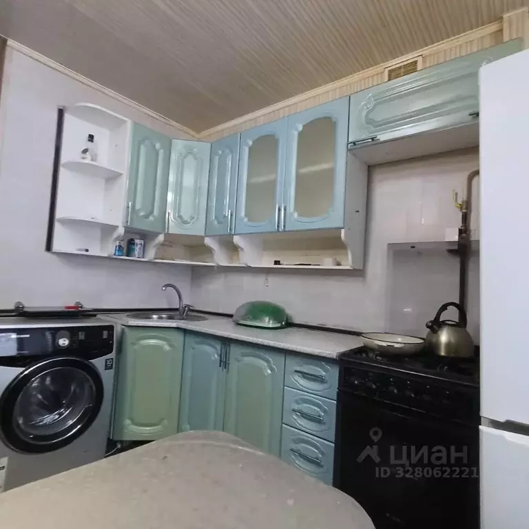 2-к кв. Омская область, Омск наб. Иртышская, 12 (48.0 м) - Фото 2