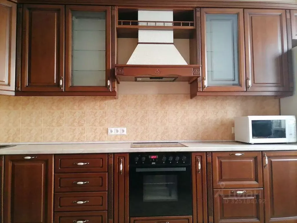 2-к кв. Москва ул. Академика Анохина, 4К1 (86.0 м) - Фото 0