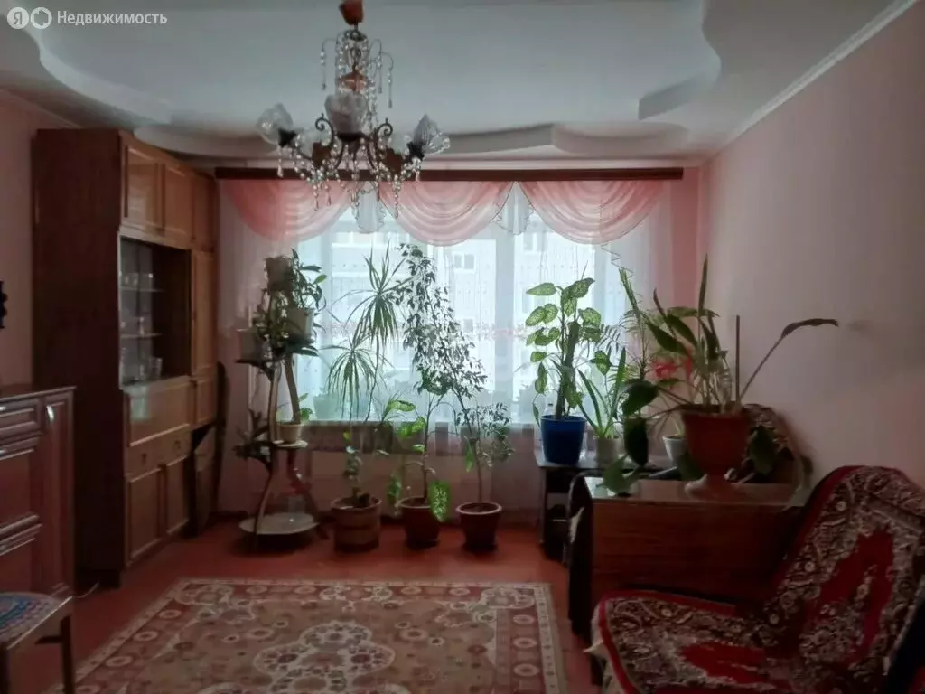 4-комнатная квартира: Бирск, улица Мира, 128 (78.3 м) - Фото 0