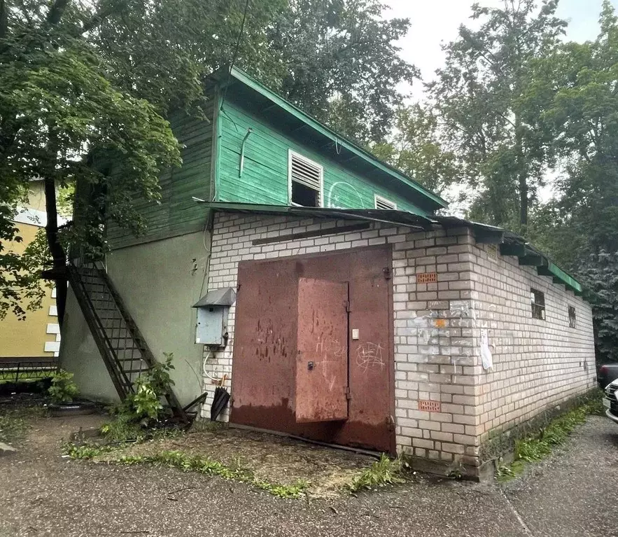 Гараж в Московская область, Серпухов Физкультурная ул., 6 (99 м) - Фото 1