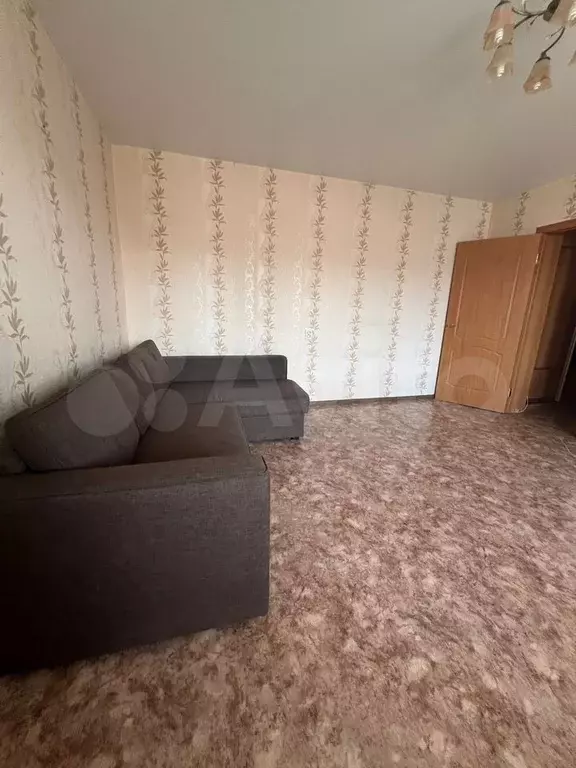 2-к. квартира, 55 м, 8/9 эт. - Фото 1