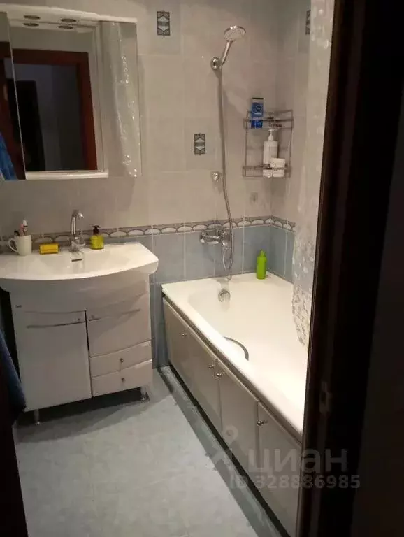 2-к кв. Московская область, Реутов Юбилейный просп., 31 (70.0 м) - Фото 2