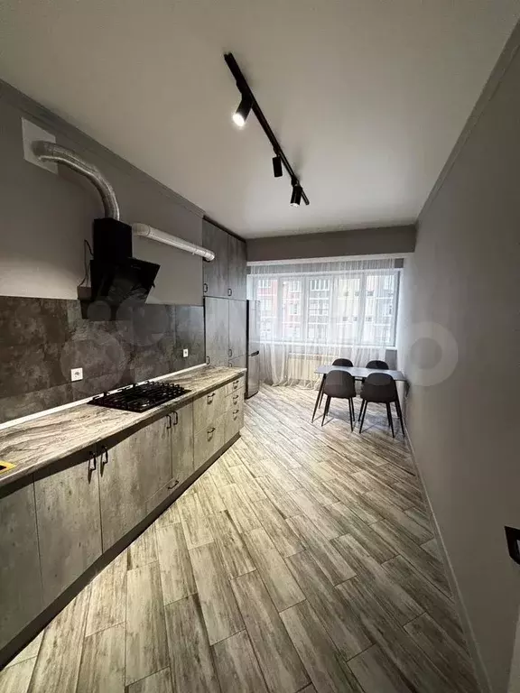 3-к. квартира, 120 м, 7/10 эт. - Фото 0