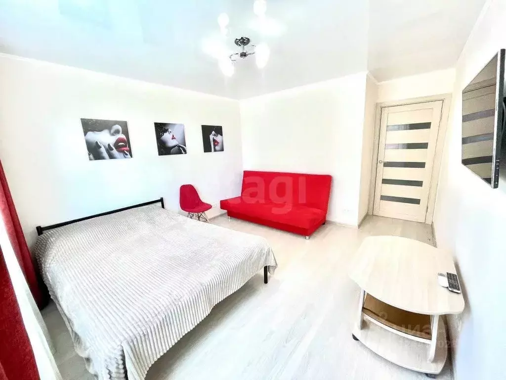 1-к кв. Тюменская область, Тюмень проезд Тихий, 4 (34.0 м) - Фото 1