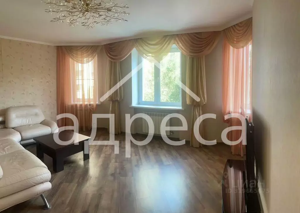 2-к кв. Самарская область, Самара Молодежная ул., 10 (72.5 м) - Фото 0